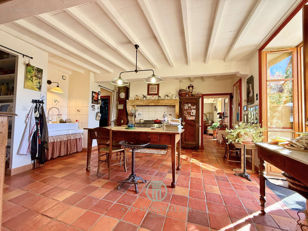 Maison à SAINT-JEAN-SAINT-MAURICE-SUR-LOIRE