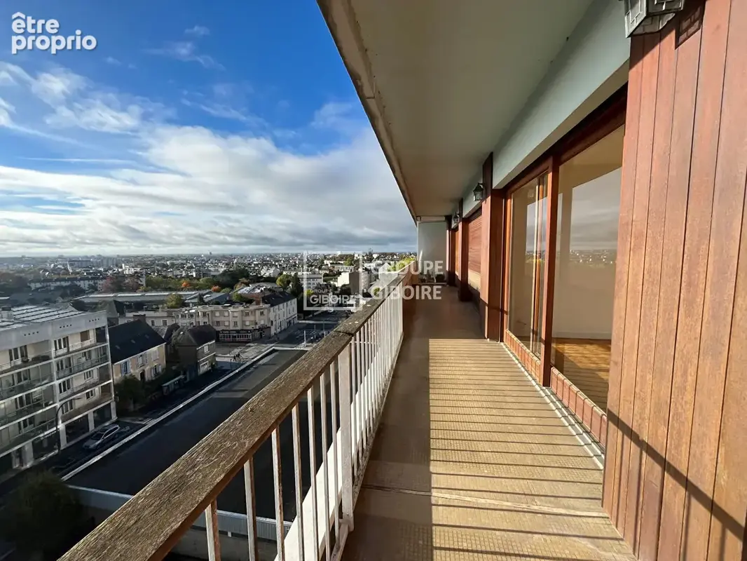 À vendre - Agence Giboire - Appartement 5 pièces avec vue dégagée à Rennes - photo 4