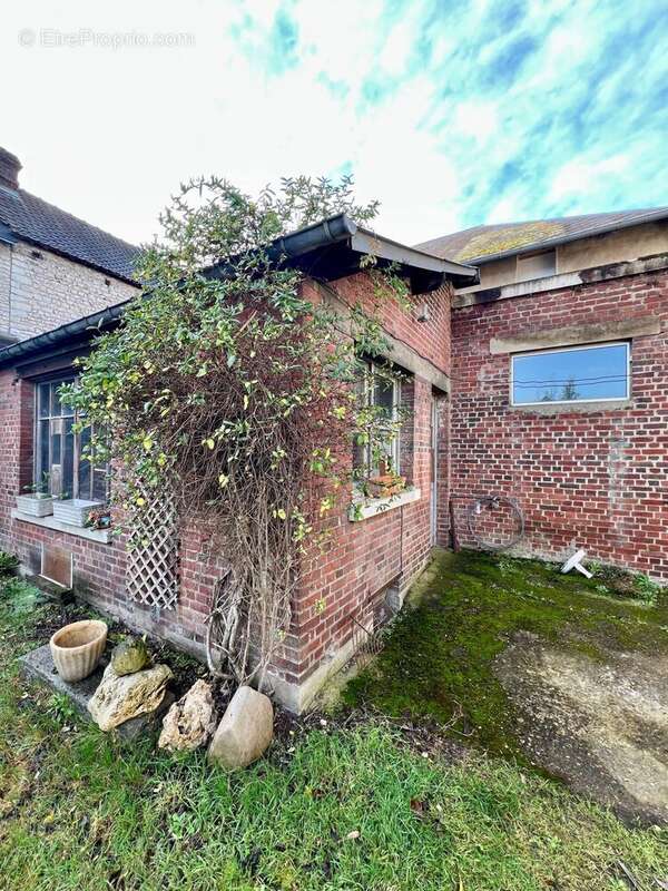 Maison à SAINT-ETIENNE-DU-ROUVRAY