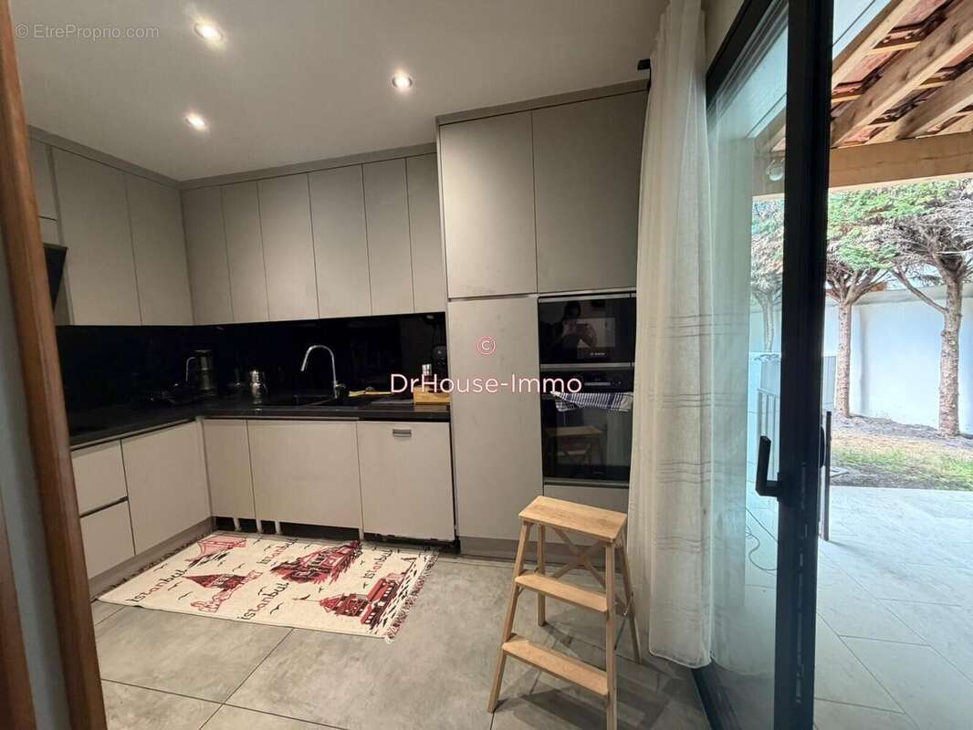 Maison 172 m² à Pessac  - photo 3