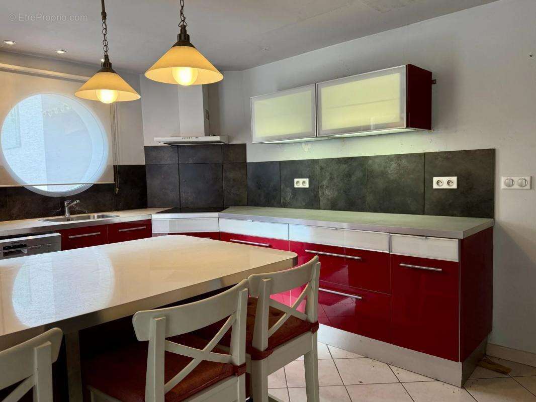 Maison à L&#039;ISLE-SUR-LA-SORGUE