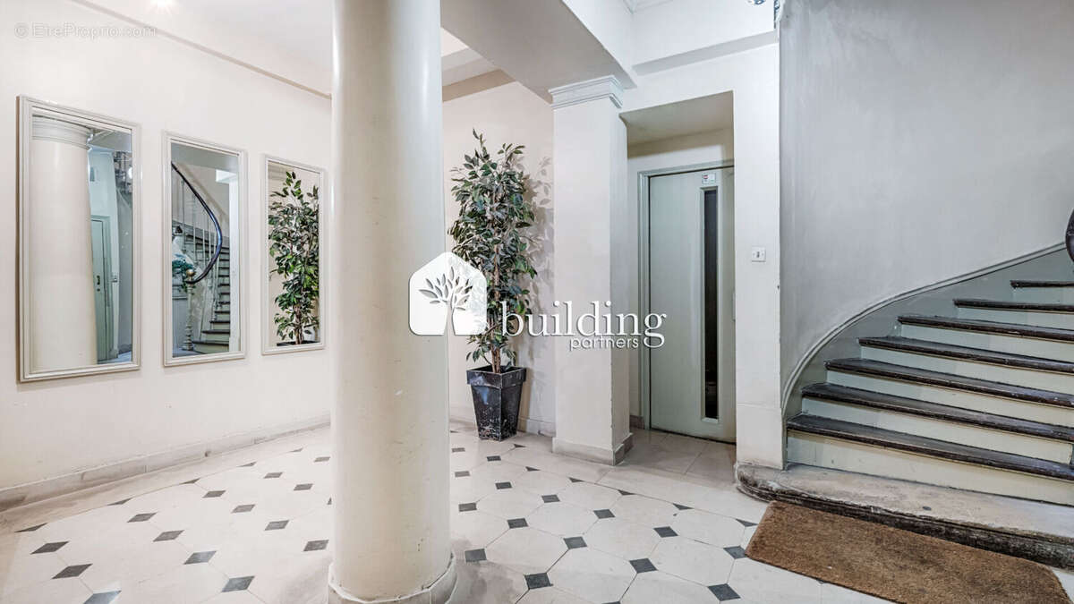 Appartement à PARIS-9E