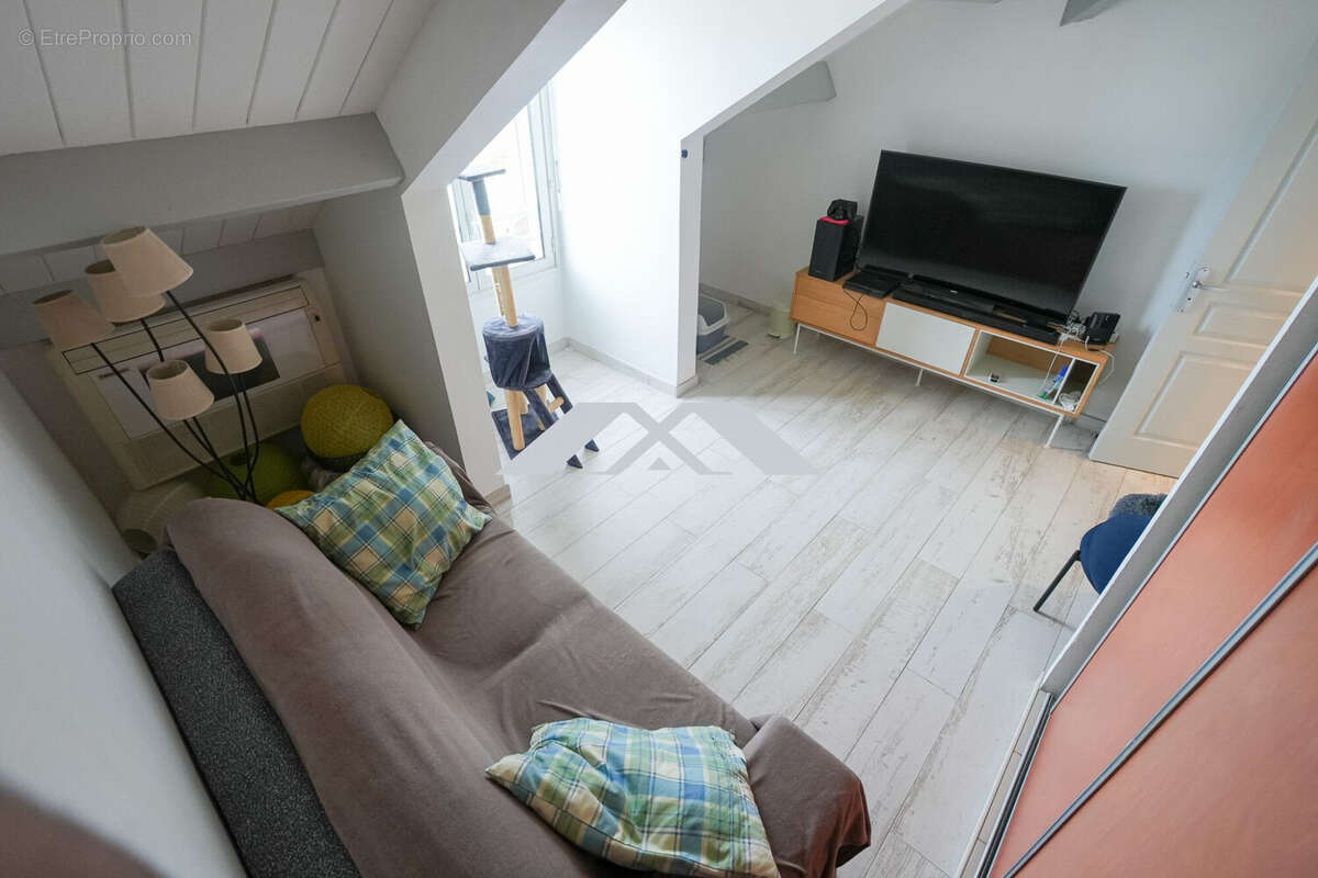 Appartement 71 m² à Les Avirons  - photo 4