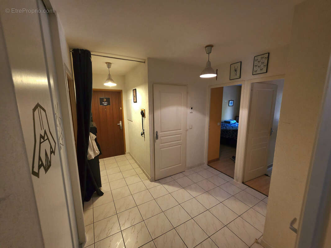 T4 83m2 St Julien en Genevois 74160 Proche Gare avec Garage et Cave - photo 6