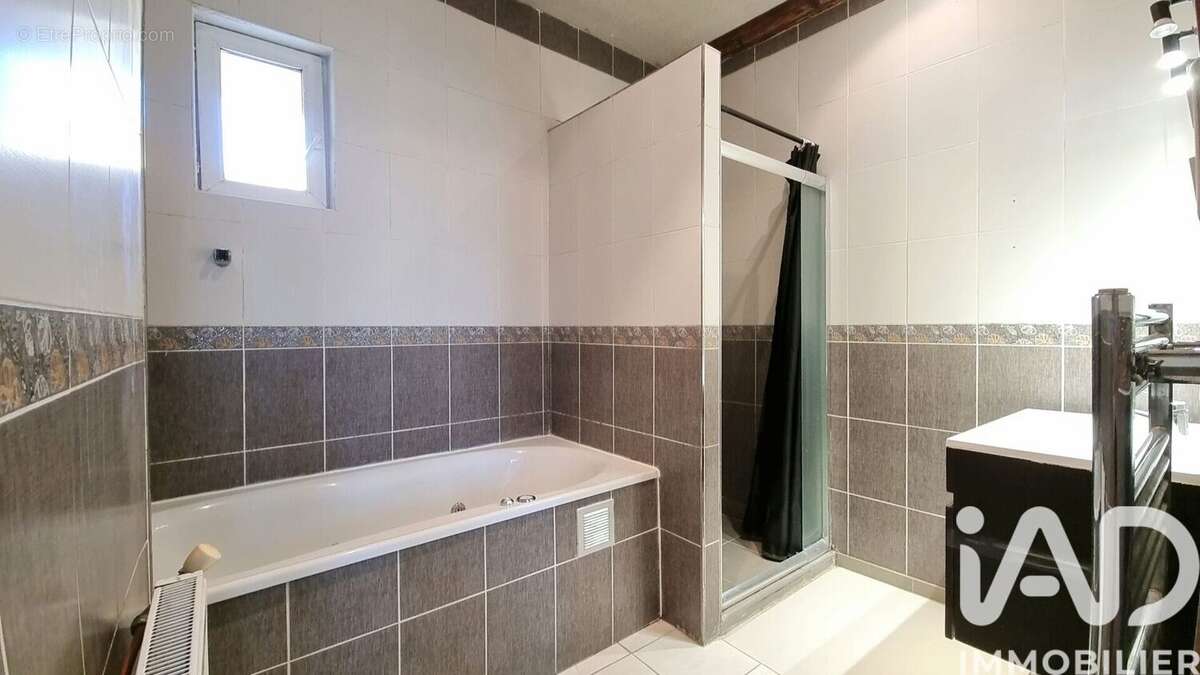 Photo 9 - Maison à SAINT-CHAMOND