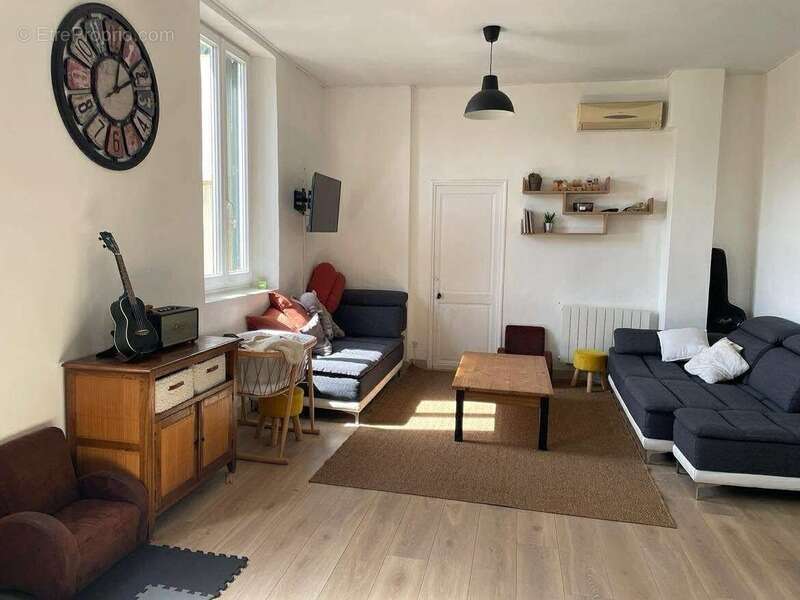 Appartement à SEPTEMES-LES-VALLONS