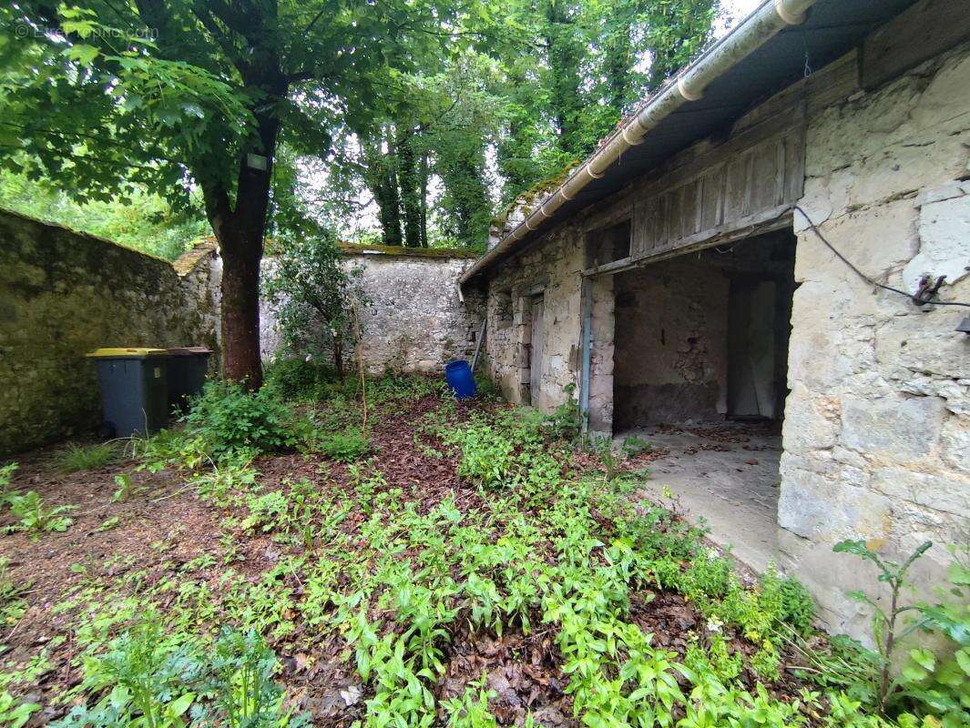 Maison de 133 m² – Terrain arboré 764 m² -Fort potentiel - photo 19
