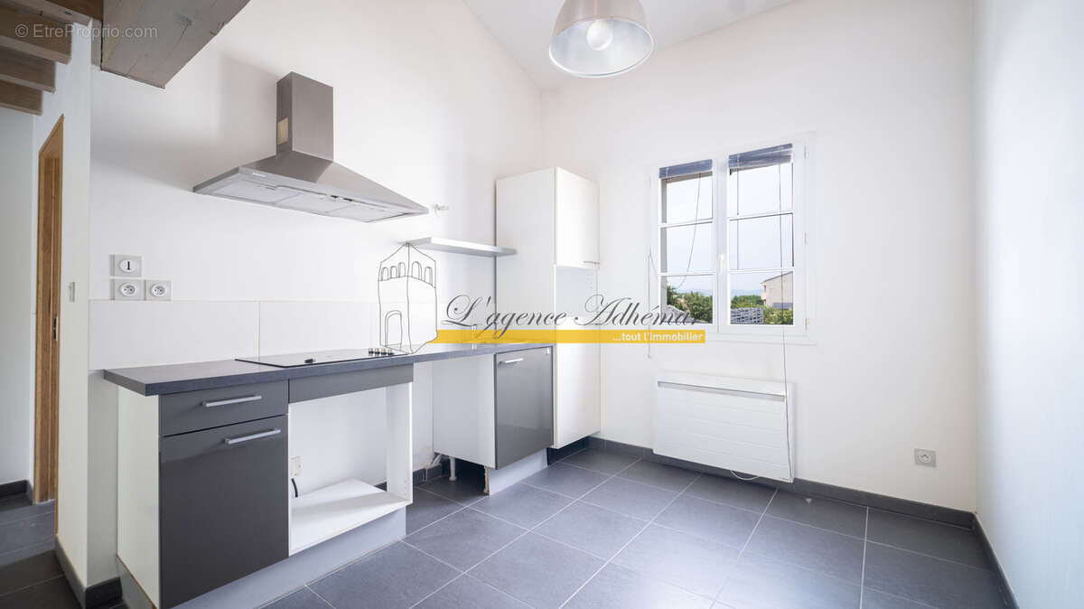 Montélimar, quartier Saint James, à vendre duplex avec terrasse. - photo 6