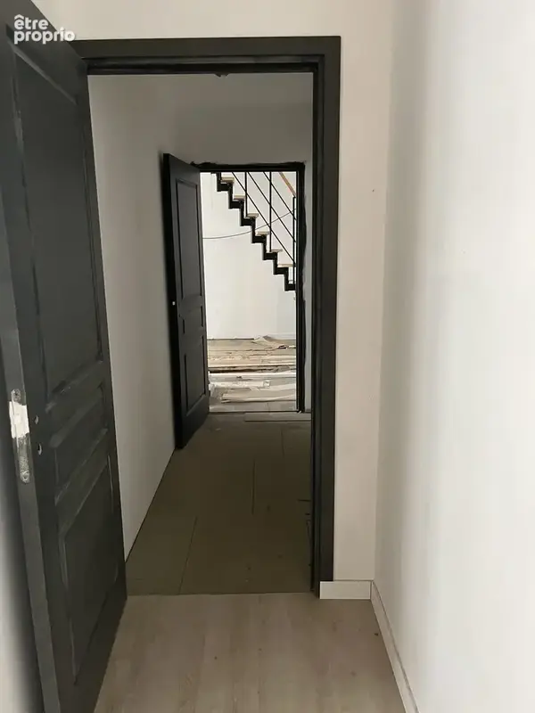 Maison 130 m² à Belmont-De-La-Loire  - photo 6