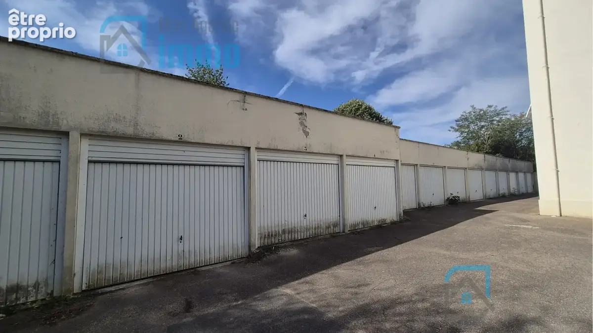 Bourges, quartier Mazières / Aéroport - Appartement type 3 + garage + cave - photo 11