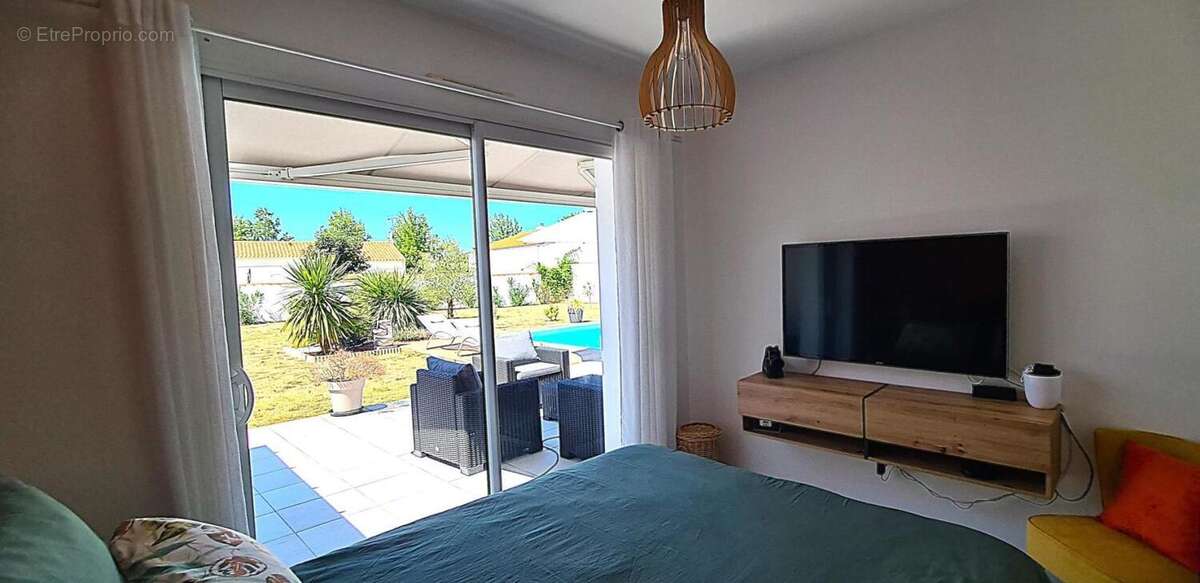 CHALLANS, Maison, 109 m2, 4 chambres, piscine - photo 7