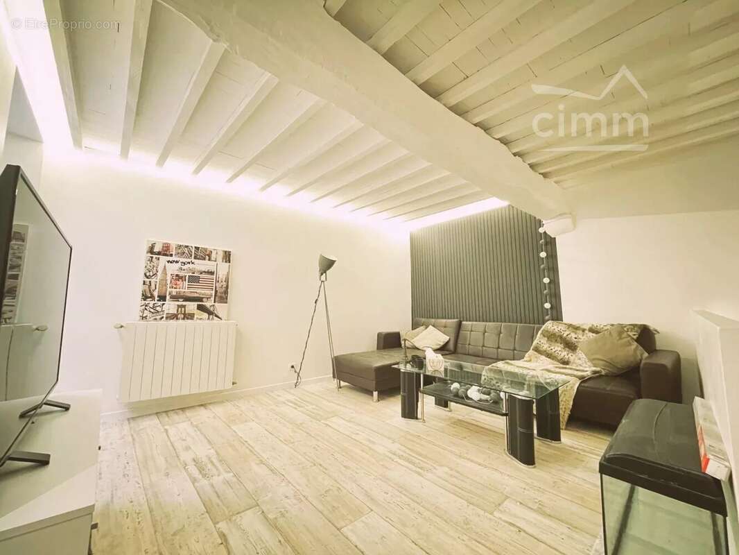 Maison à MORAS-EN-VALLOIRE