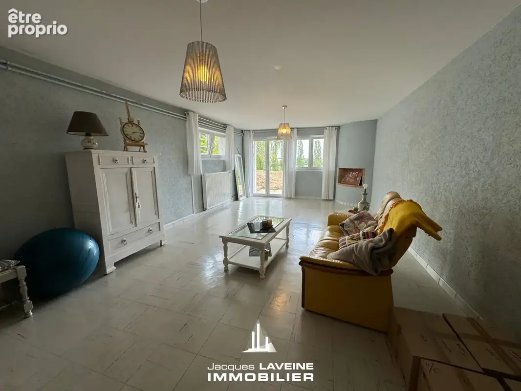 Coin-sur-seille villa 8 pieces - photo 7