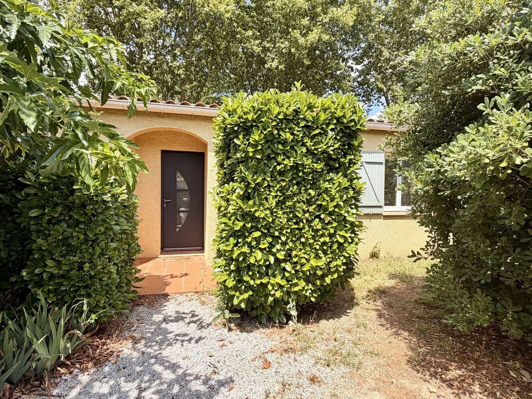 13 mn Villefranche, villa T4 avec garage sur 605 m2 - photo 3