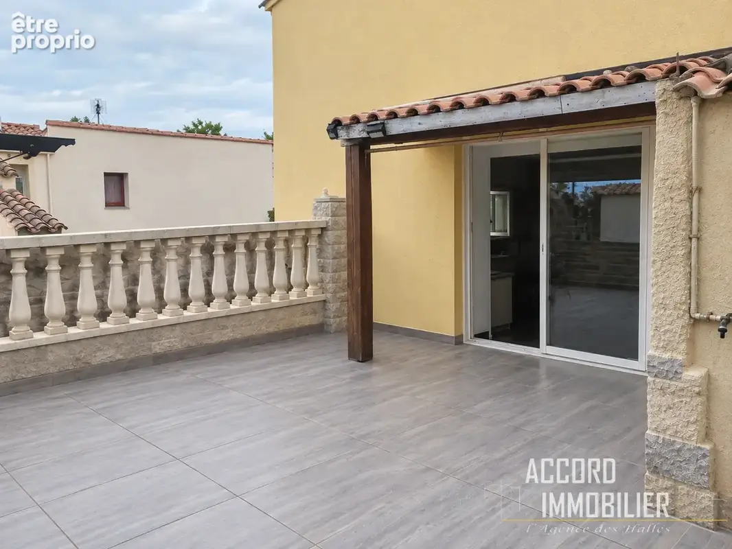 Colombiers ! Maison de village de 154m2 avec terrasse,  garage et studio indépendant - photo 2