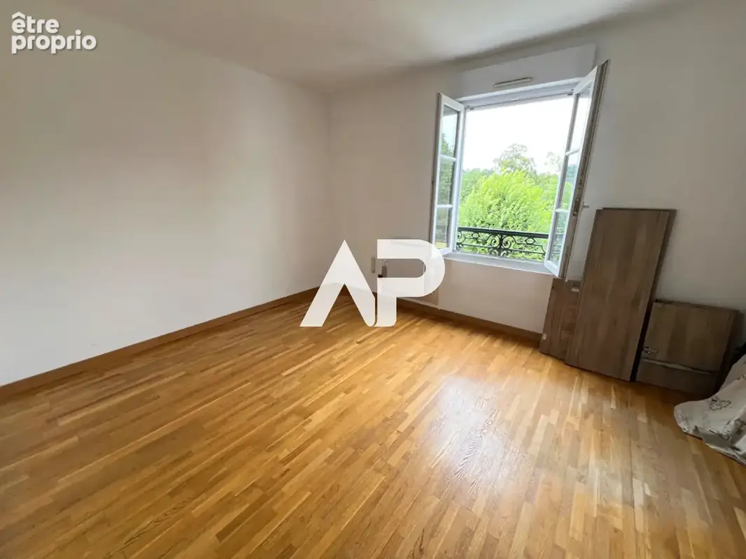 Appartement de charme au dernier étage. Calme, lumière et vue dégagée - photo 8