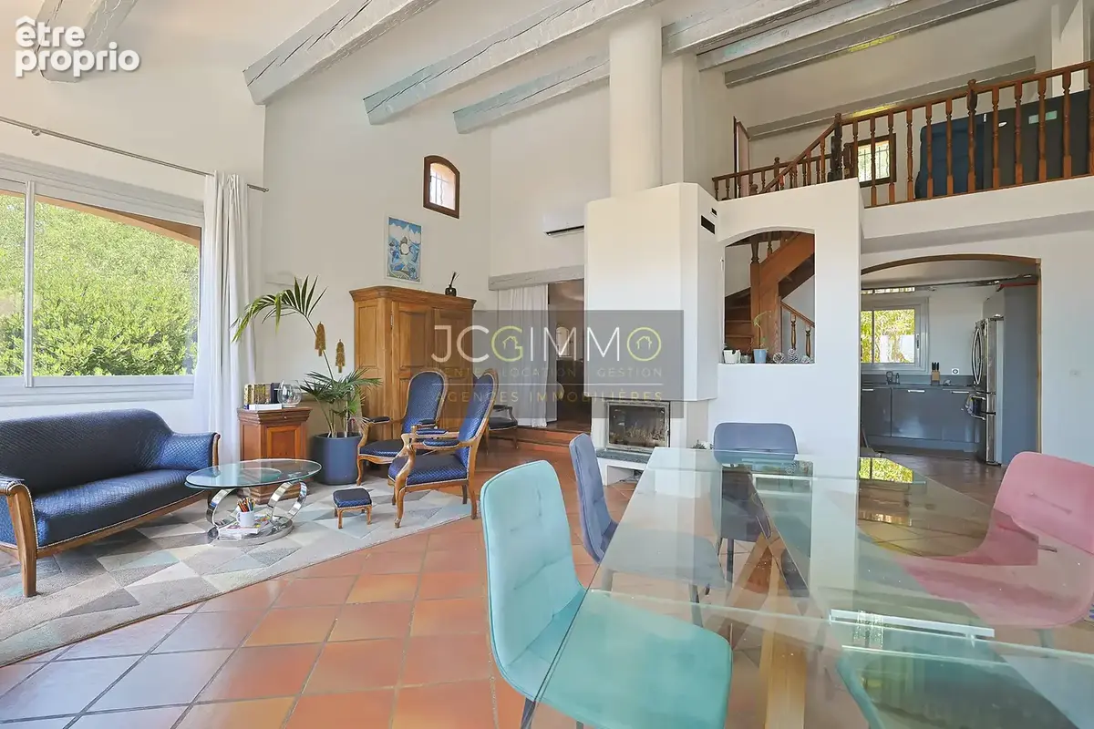 Villa T8 190m2 hab + Dépendance + Piscine + Vue dominante - photo 5