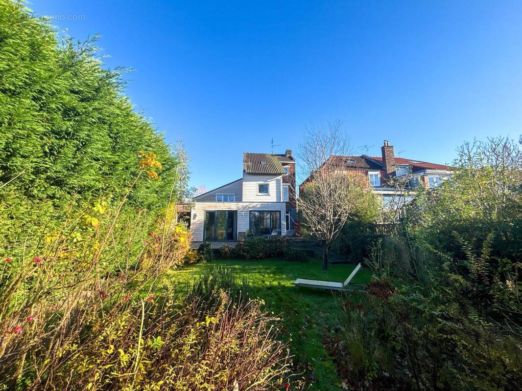 Maison à LYS-LEZ-LANNOY