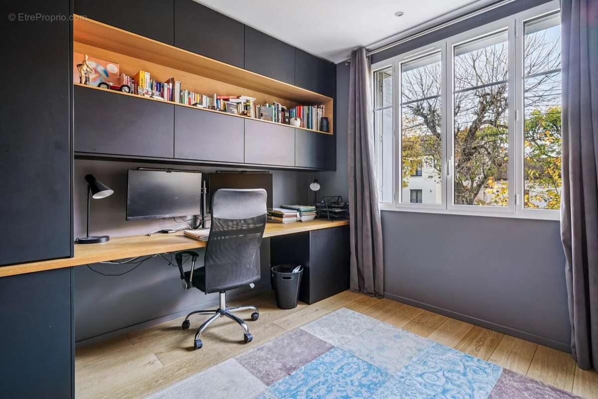 Maison à SAINT-MAUR-DES-FOSSES