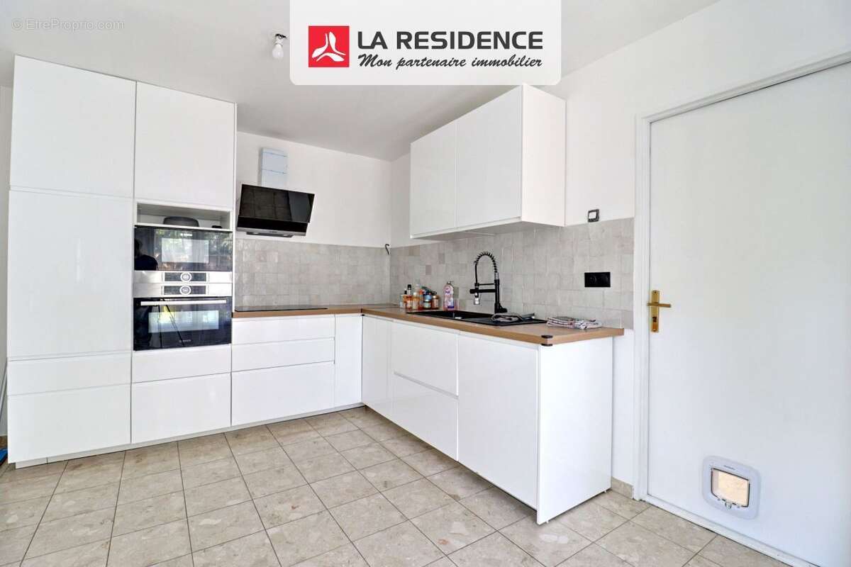 Maison à VERNEUIL-SUR-SEINE