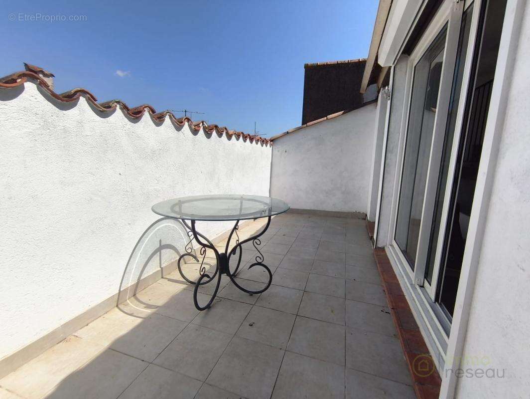 Maison à GONFARON