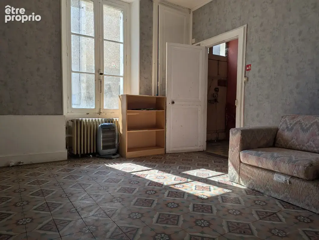 Grande maison de ville de 4 chambres, idéalement située à Montmorillon - photo 5