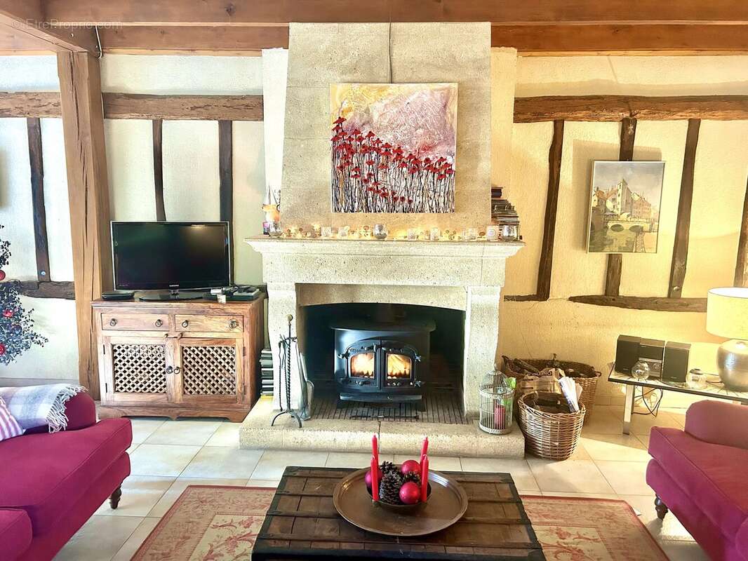 Maison à BOUTEILLES-SAINT-SEBASTIEN