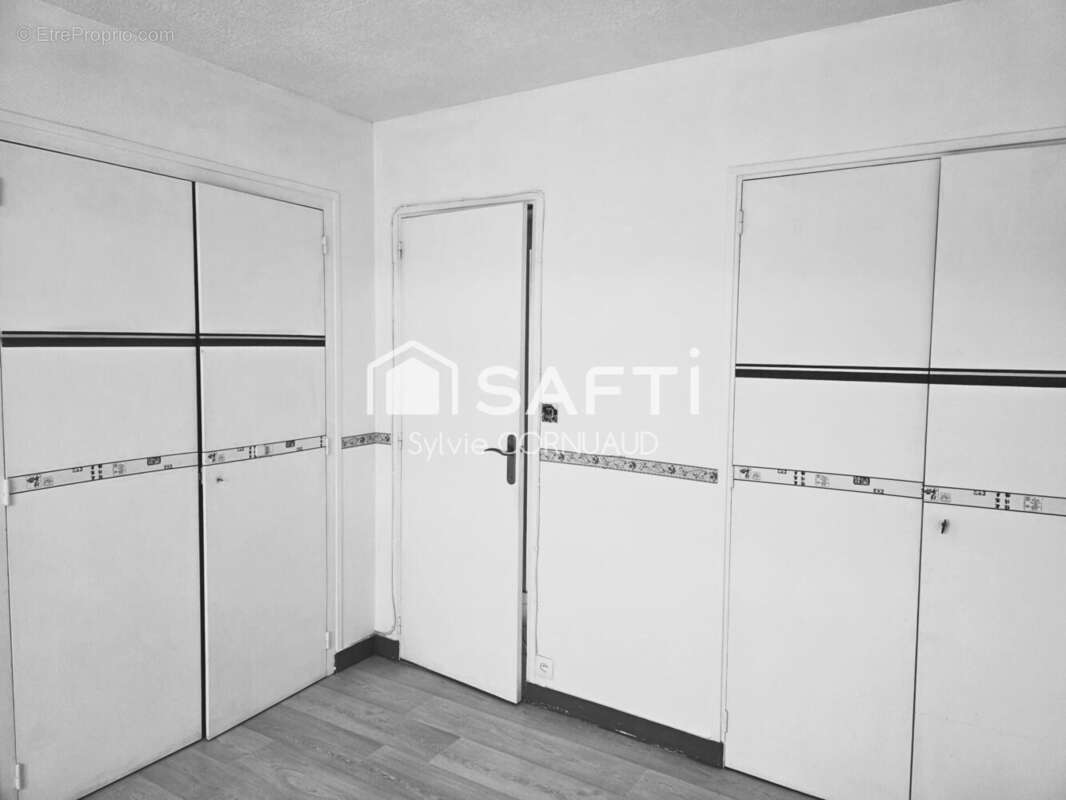 Photo 4 - Appartement à SAINTES