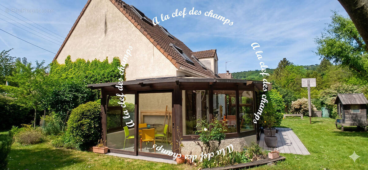 Maison à BURES-SUR-YVETTE