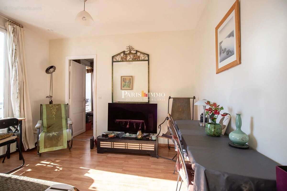 Appartement à LEVALLOIS-PERRET