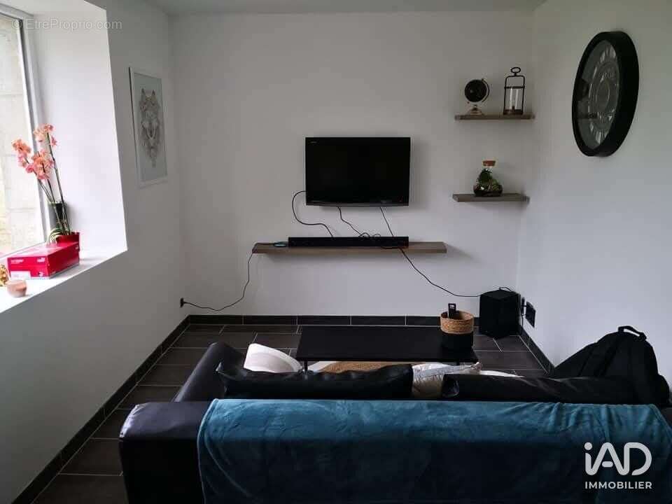 Photo 4 - Commerce à CAVAN