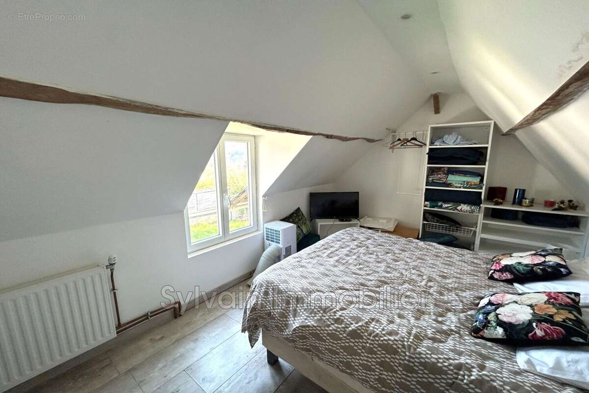 Maison à FORMERIE