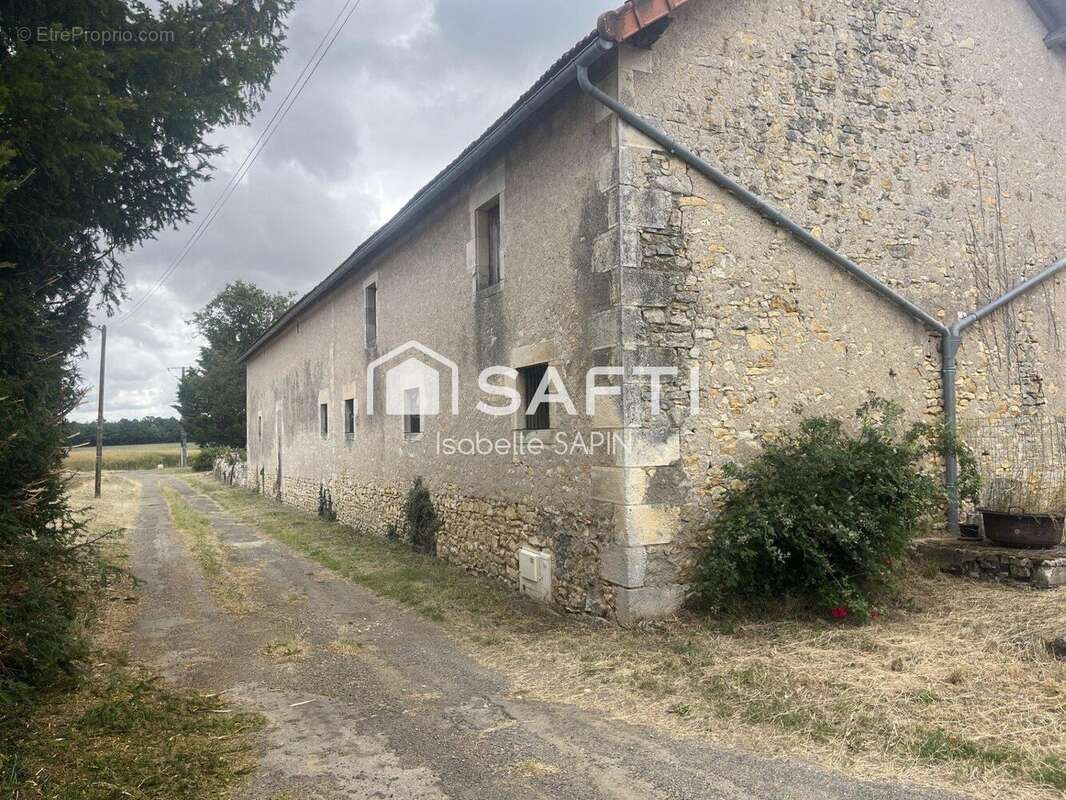 Maison 350 m² à Haims  - photo 3