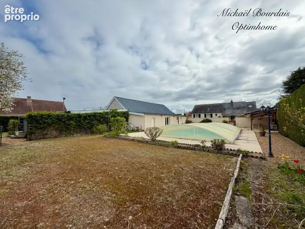 Maison familiale + dépendances – 230 m² – piscine – fort potentiel - photo 12