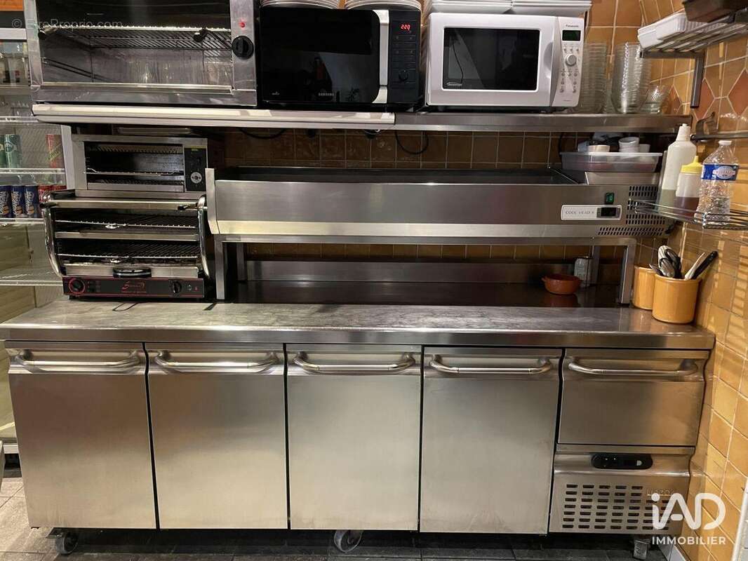 Photo 8 - Commerce à VALLON-PONT-D&#039;ARC