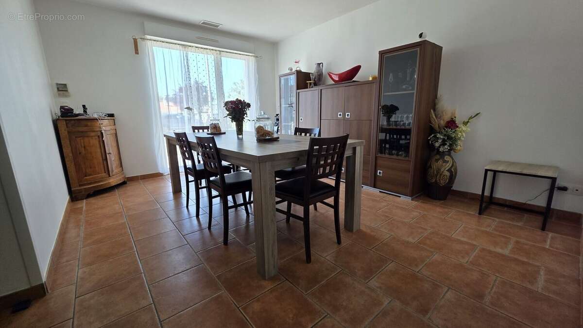Maison à LEOGNAN