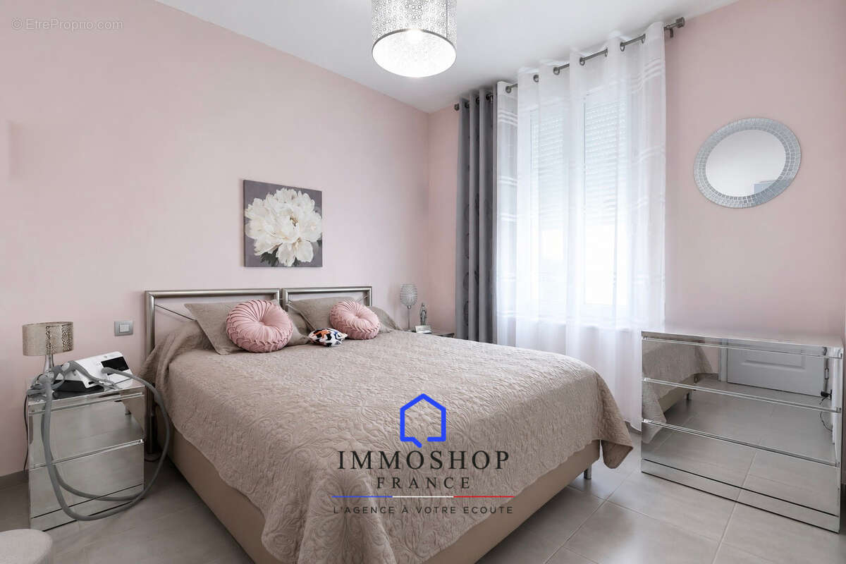 Appartement T3 CARRO (13500) - photo 6