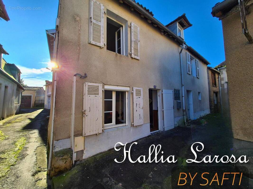 Photo 1 - Maison à MONTMORILLON