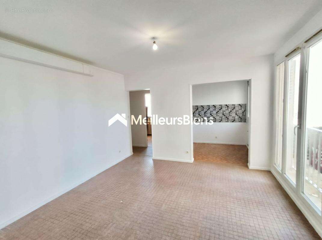 Appartement T3 de 50,62 m² – Idéal premier achat ou investissement locatif – Châteaudun 28200 - photo 2