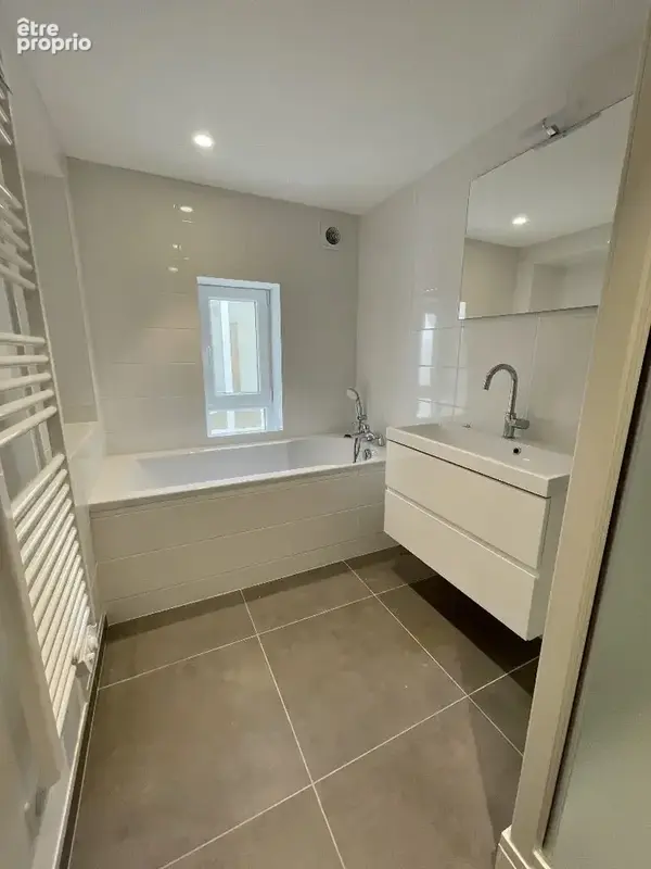 Appartement 3 pièces 95 m² à vendre à La Madeleine (59110) - photo 7