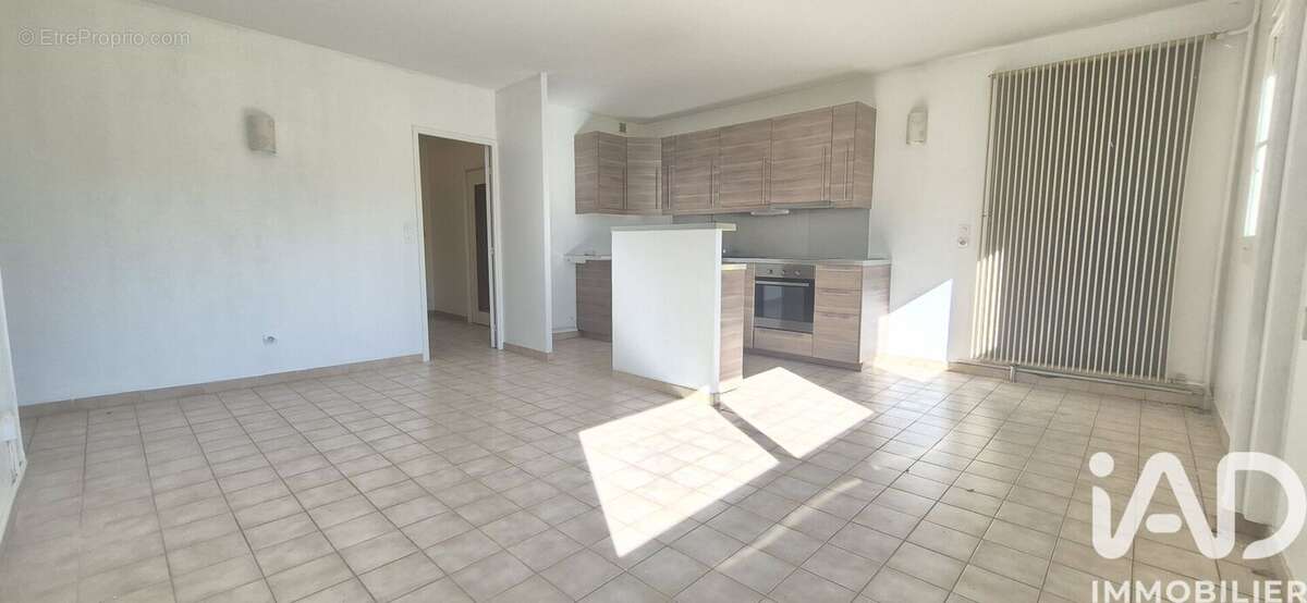 Photo 2 - Appartement à MARIGNANE