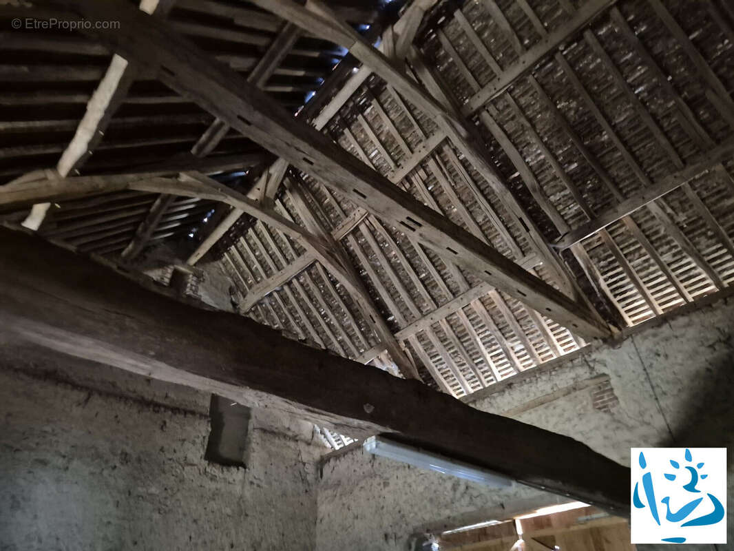 Maison 1 m² à Mortagne-Au-Perche  - photo 2