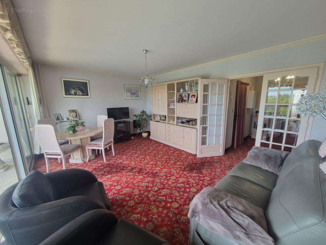 Appartement à JUVISY-SUR-ORGE