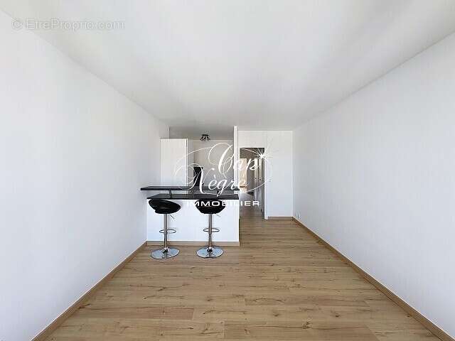 Appartement à COGOLIN