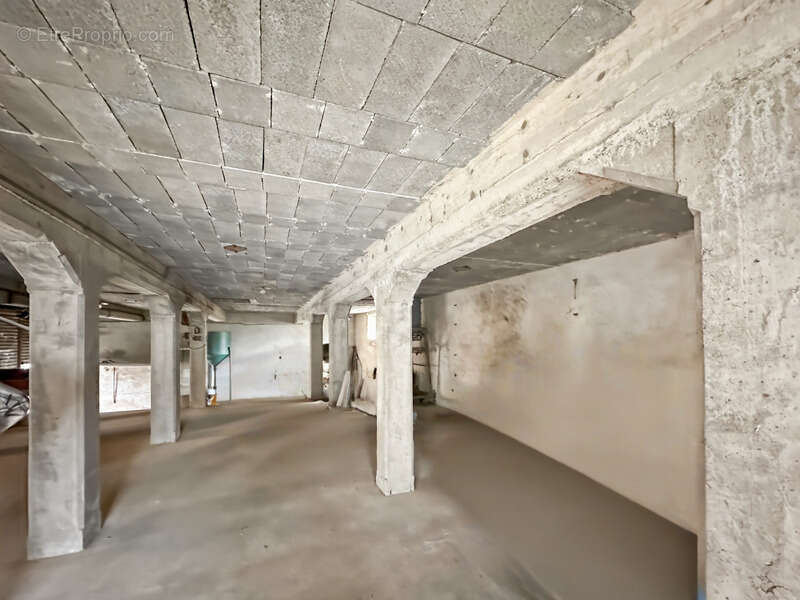 Commerce à BASSOUES