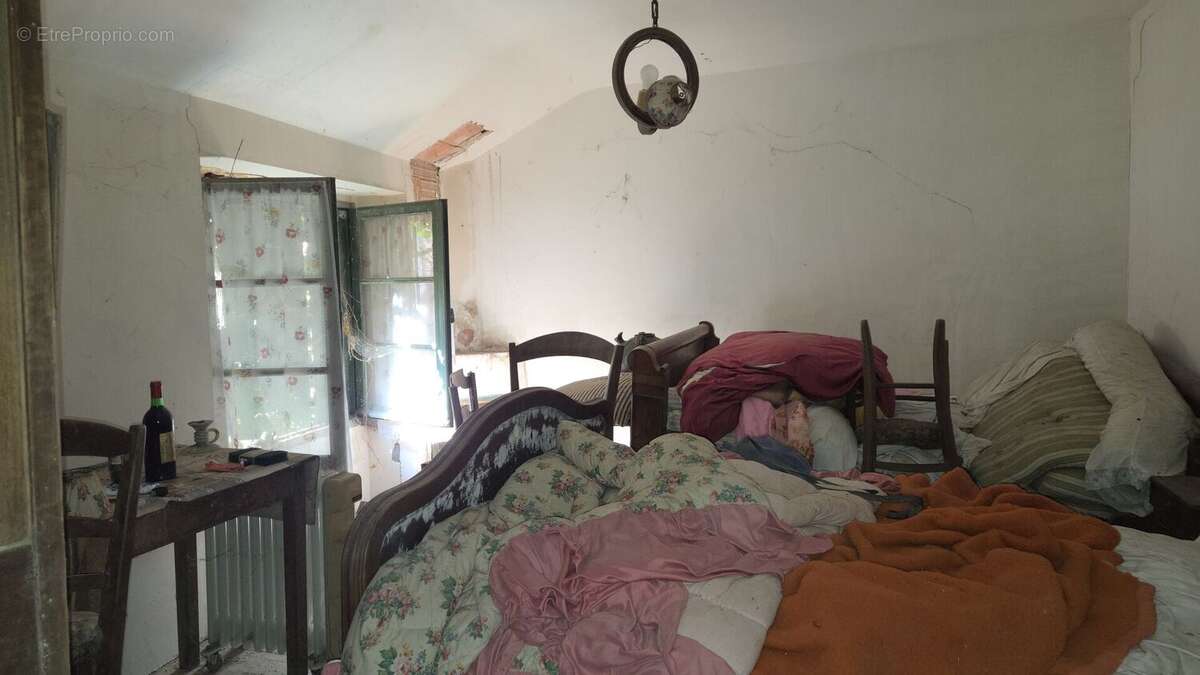 20260227111202 - Maison à SAINT-CYPRIEN