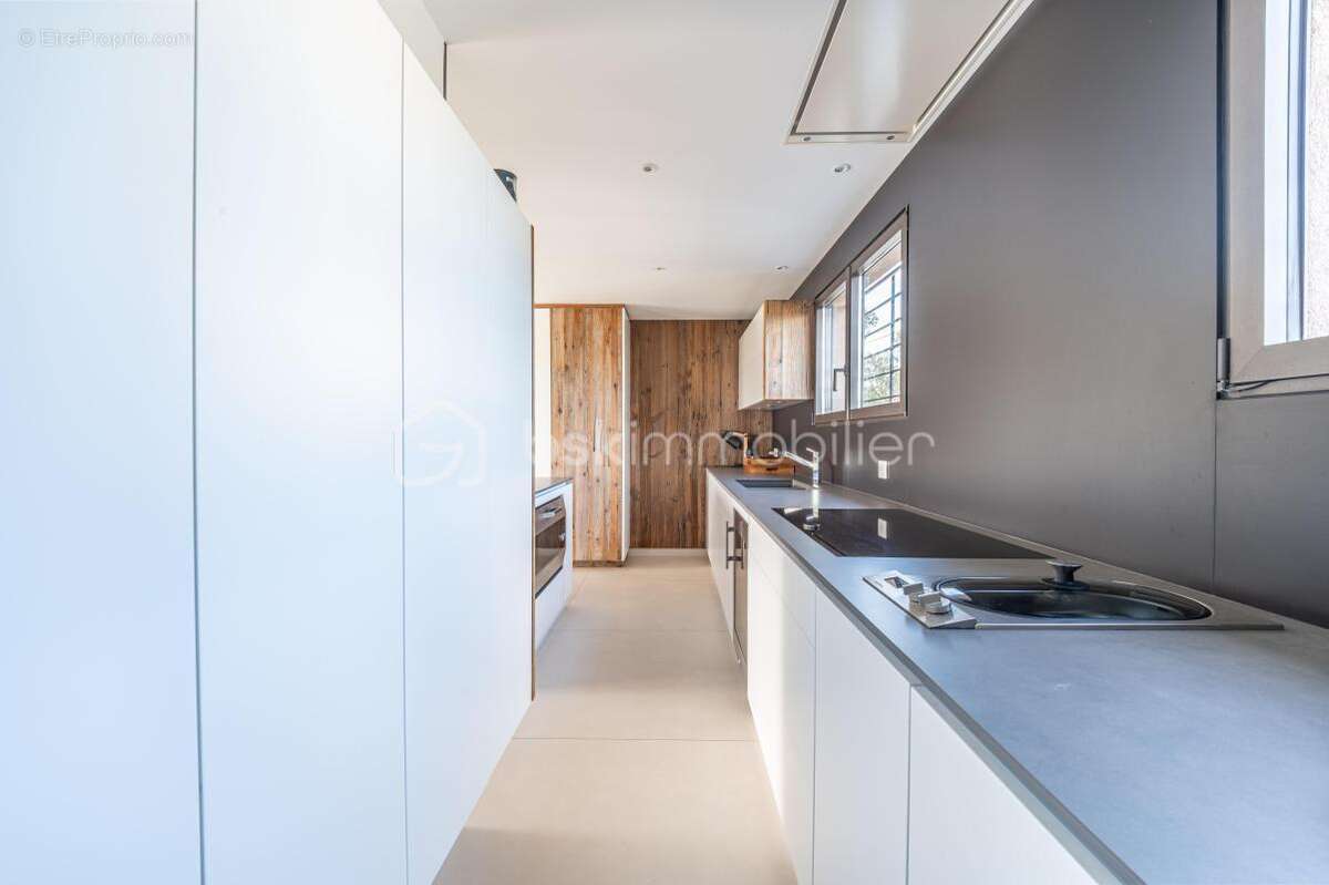 Magnifique T4 type Villa sur le toit / Vue mer / Terrasse + solarium 150 m² - photo 8