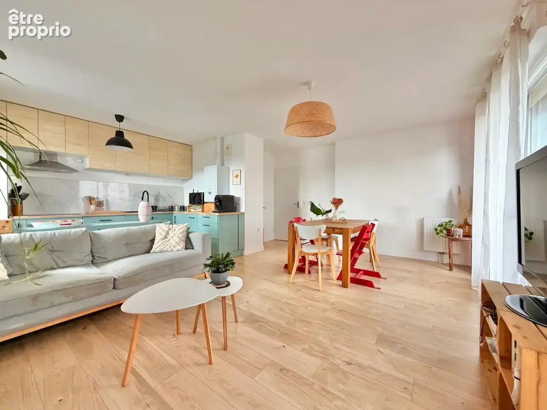 Dernier étage avec terrasses Appartement 3 chambres - photo 2