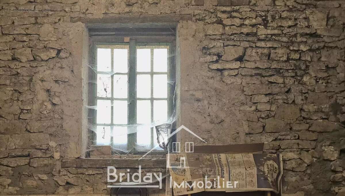 Maison à LE BOIS-D&#039;OINGT