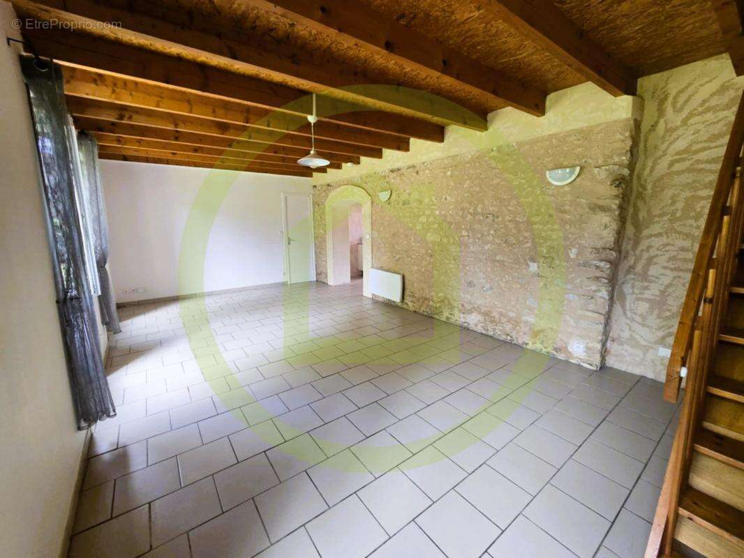 Maison à SAINT-CIERS-SUR-GIRONDE
